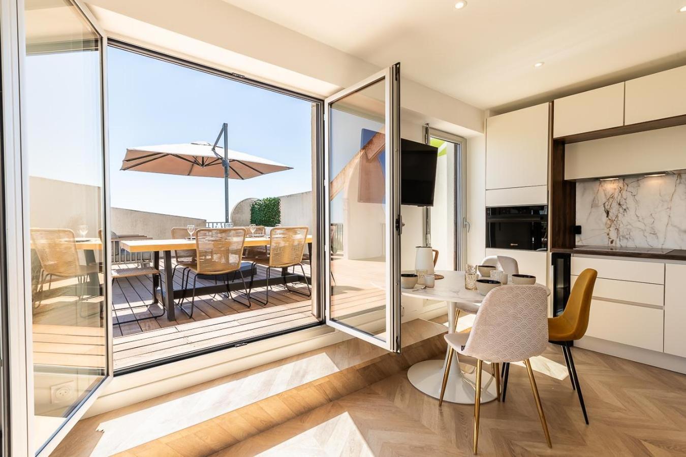 Suite Terrasse Xxl - Front De Mer - Parking - Ambiance Plage La Grande Motte Exteriér fotografie
